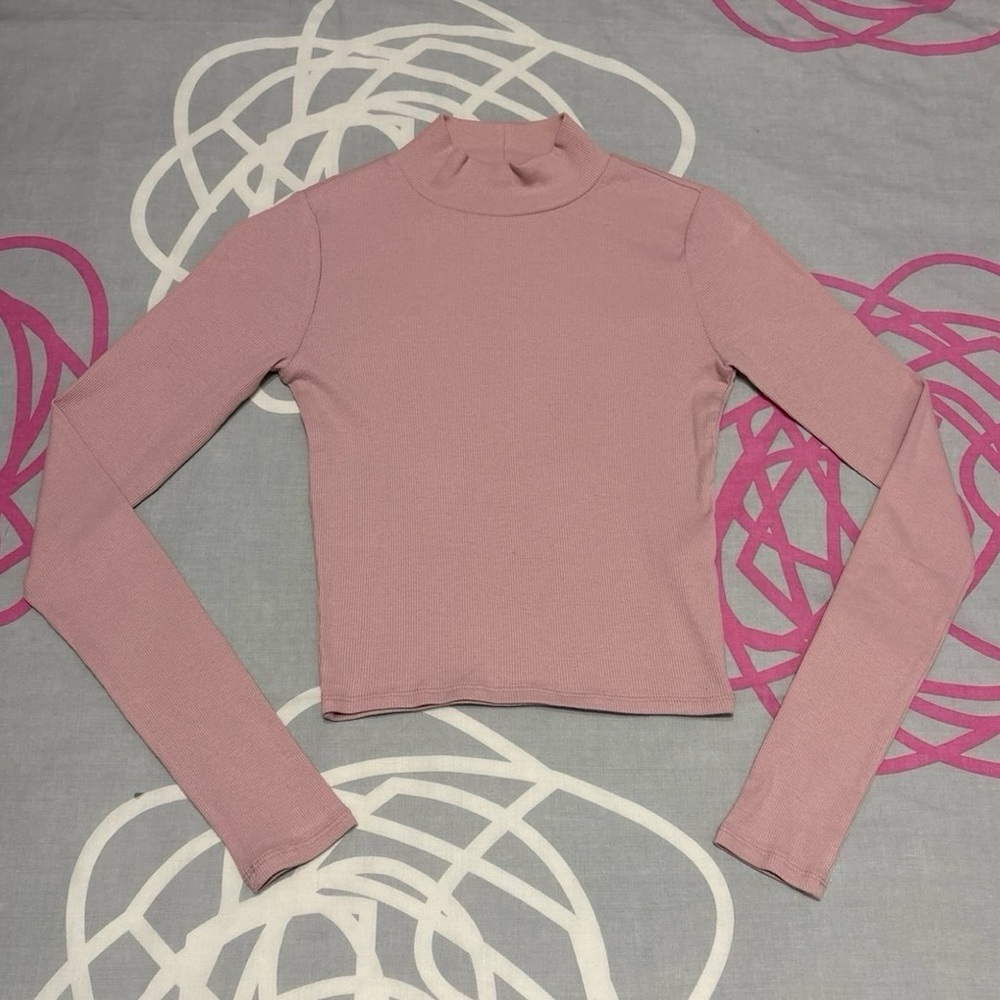 Hollister Pink Long Sleeve Mockneck Crop Top